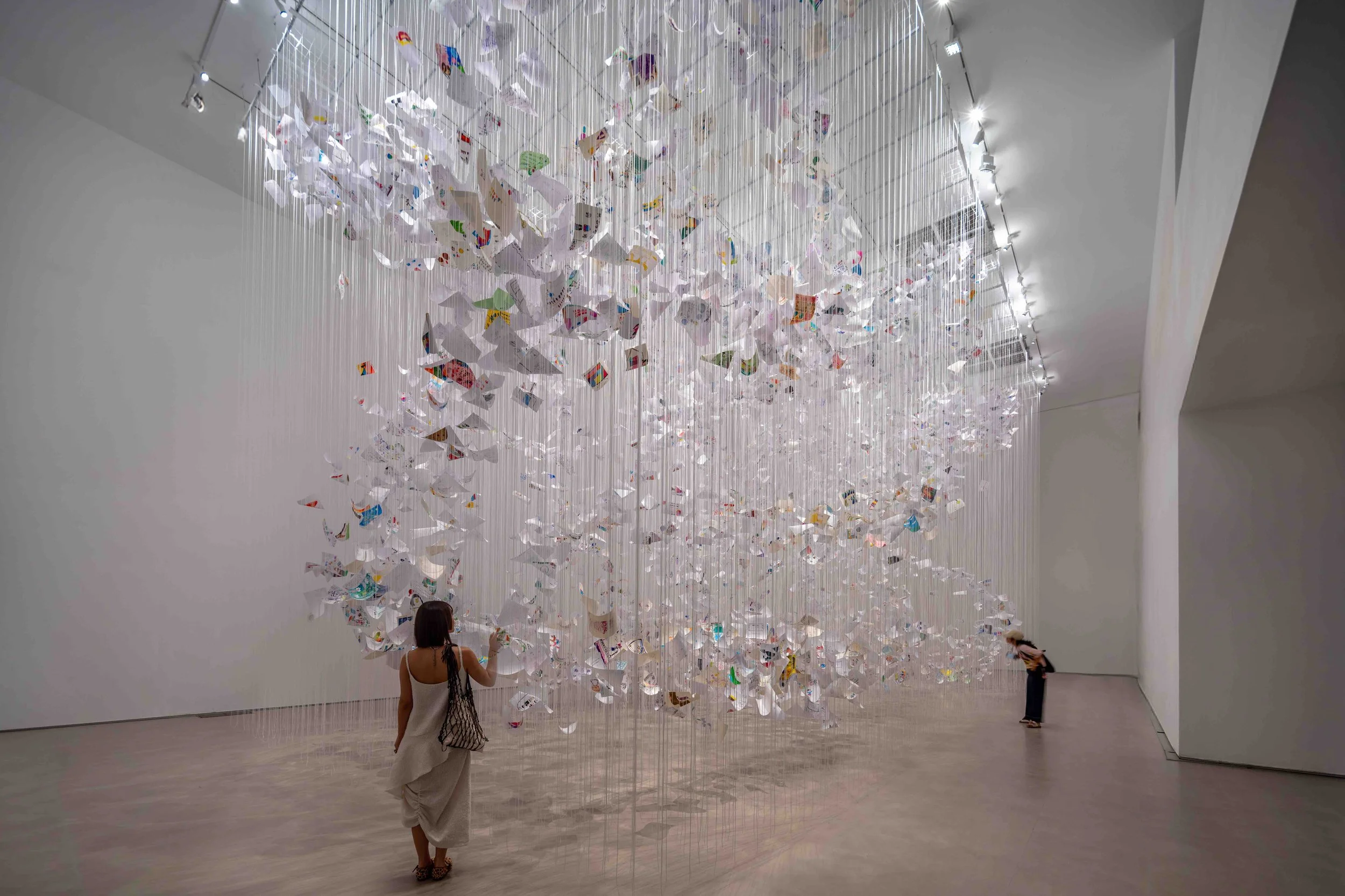 CHIHARU SHIOTA–塩田千春